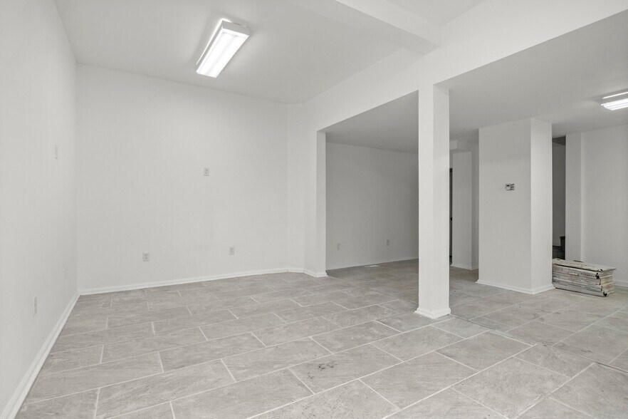 More Photos Of 19424 W Warren Ave, Detroit Storefront For Sale