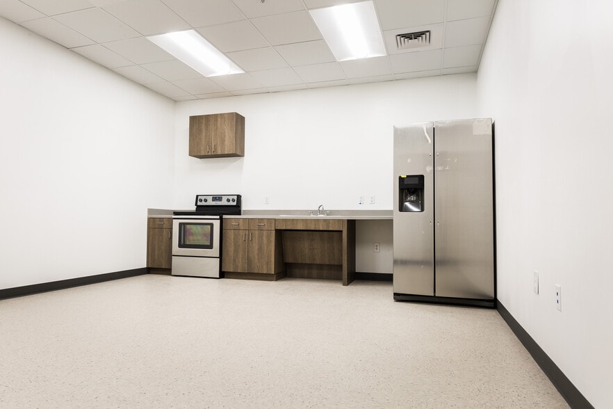 More Photos Of 700 Stadium Dr, Georgetown Schools For Sale