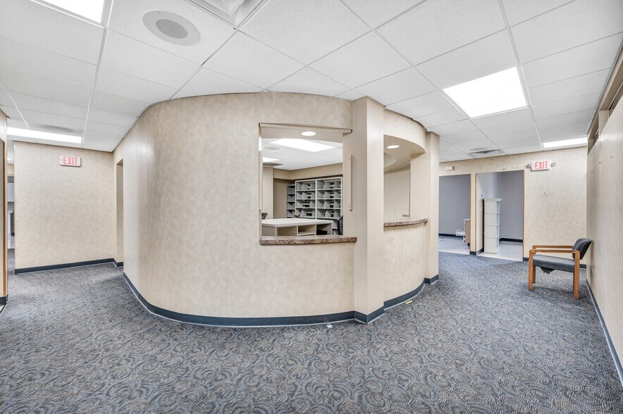More Photos Of 351 Merline Rd, Vernon Medical For Lease