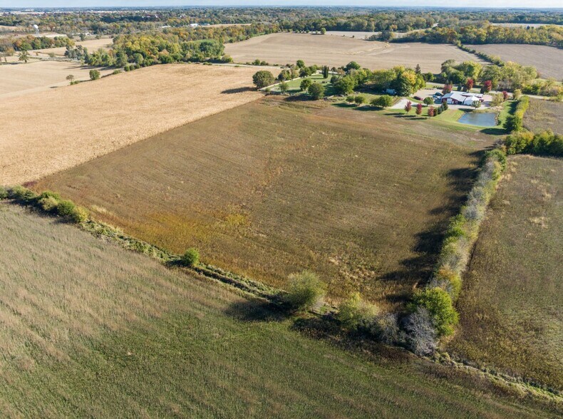 More Photos Of 4N250 State Route 47, Maple Park Restaurant For Sale