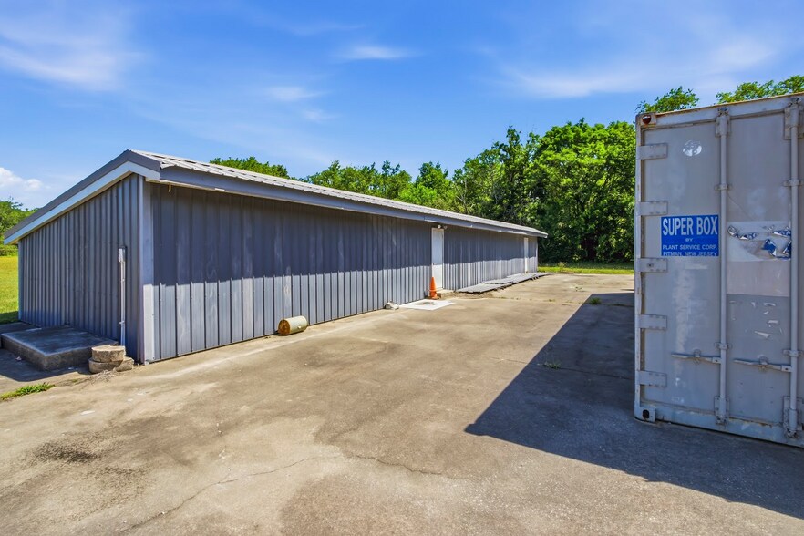 More Photos Of 50 Clara St, Landisville Warehouse For Sale
