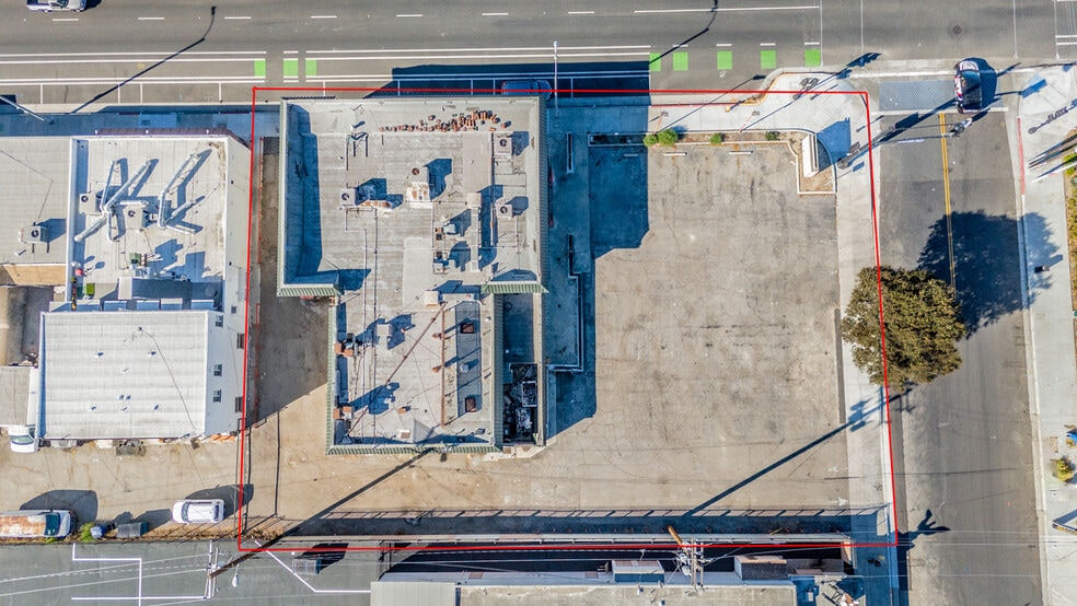 More Photos Of 17800-17812 Bellflower Blvd, Bellflower Restaurant For Lease