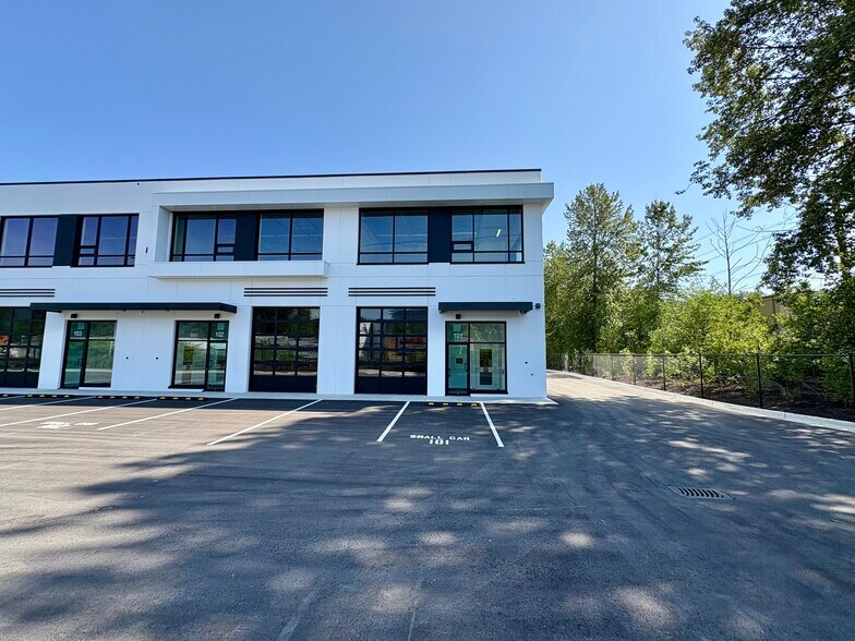 More Photos Of 2660 Barnet Hwy, Coquitlam Warehouse For Sale