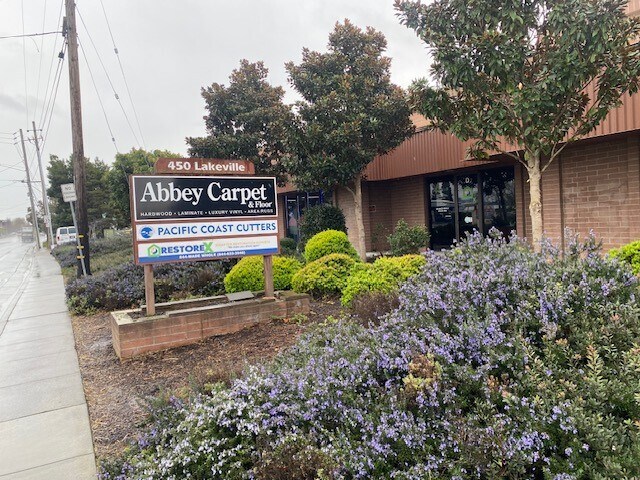 More Photos Of 450 Lakeville St, Petaluma General Retail For Lease