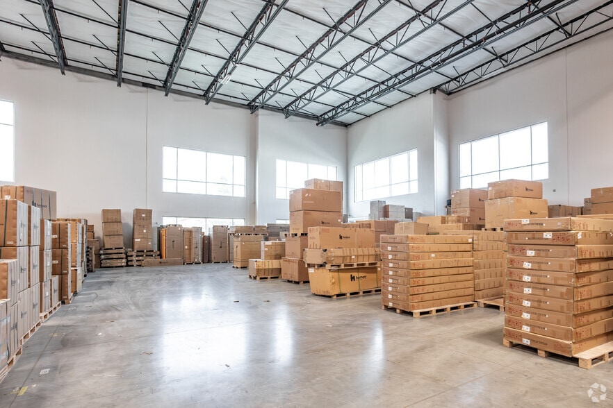 More Photos Of 959 E 3rd St, Corona Warehouse For Sale