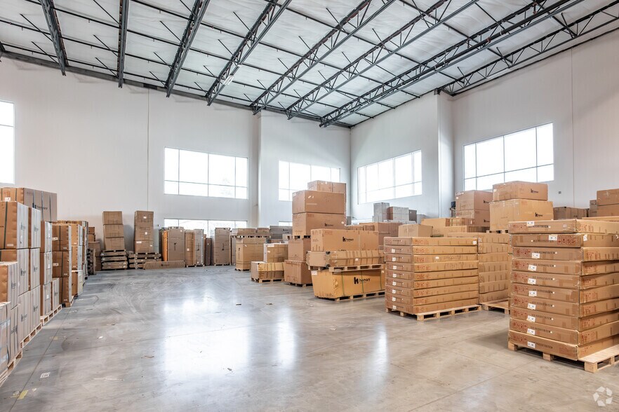 More Photos Of 959 E 3rd St, Corona Warehouse For Sale