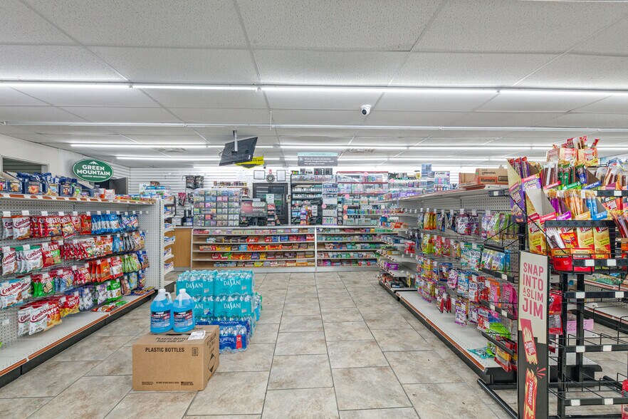 More Photos Of 741 N Cedar Crest Blvd, Allentown Service Station For Sale