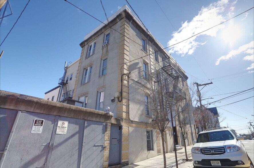 More Photos Of 1701 Central Ave, Union City Apartments For Sale