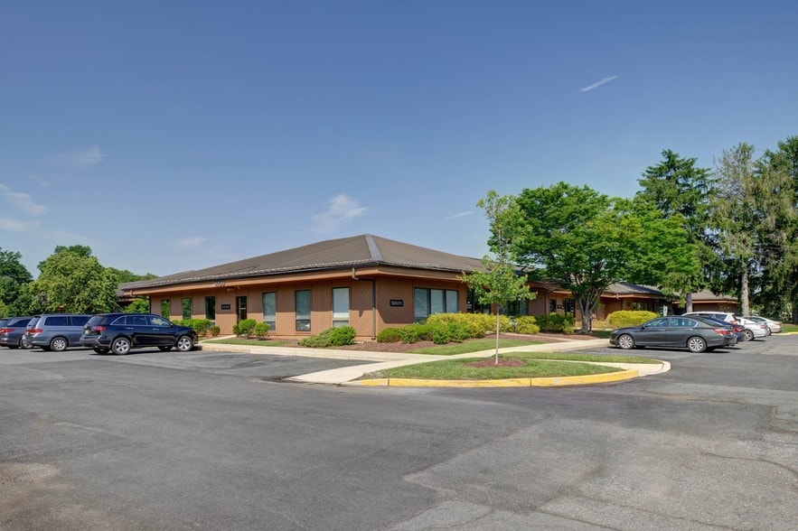 More Photos Of 666 Plainsboro Rd, Plainsboro Unknown For Lease