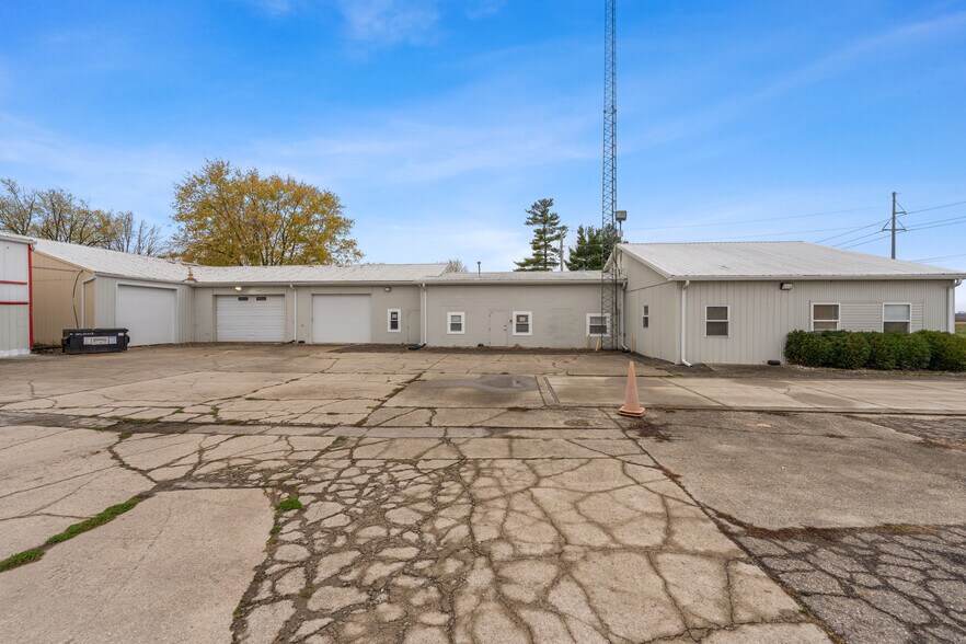 More Photos Of 1099 US Highway 22, Circleville Warehouse For Lease