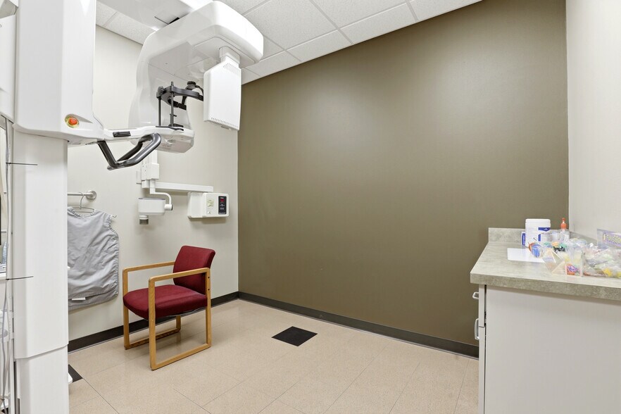 More Photos Of 3804 Kern Way, Yakima Office For Lease