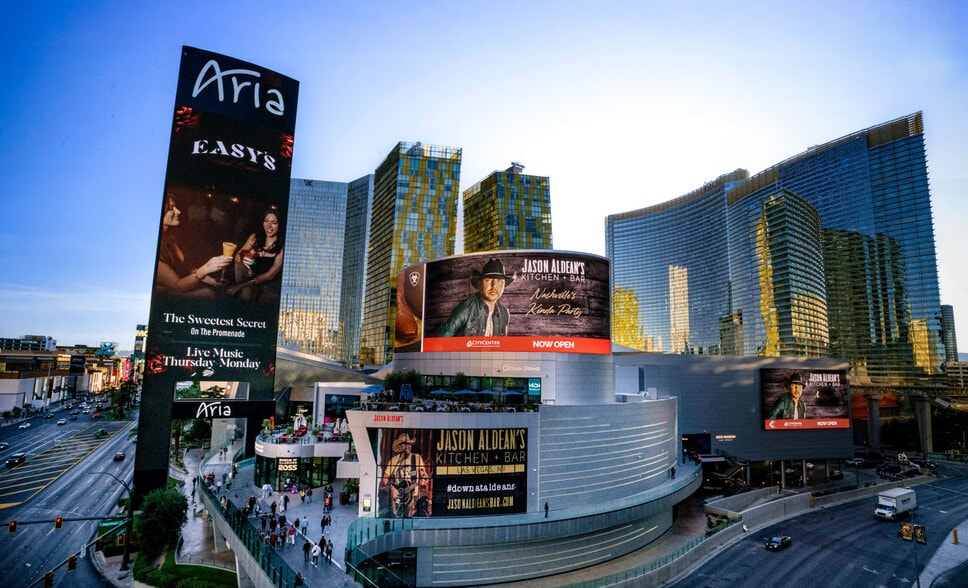 More Photos Of 3716 Las Vegas Blvd S, Las Vegas General Retail For Lease