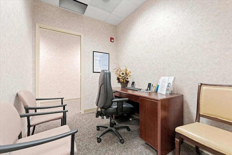 More Photos Of 1146 N New Hope Rd, Gastonia Medical For Sale