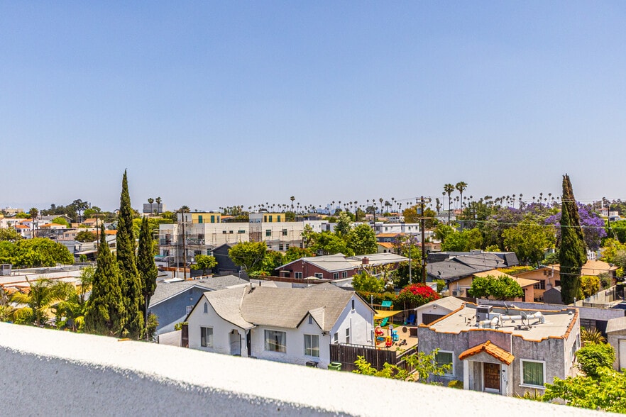 More Photos Of 2223 S Highland Ave, Los Angeles Apartments For Sale