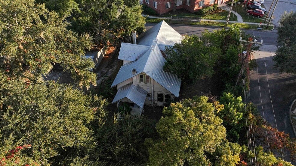 More Photos Of 183 Lake Morton Dr, Lakeland Multifamily For Sale