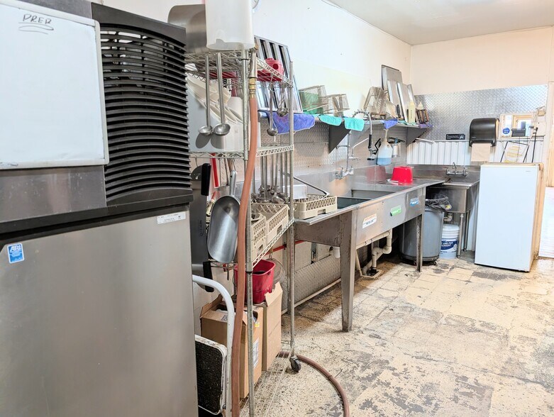 More Photos Of 673 Main St, Pioche Restaurant For Sale