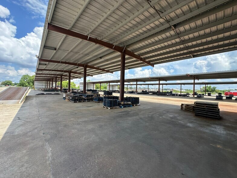 More Photos Of 101 S Bernard Rd, Broussard Industrial For Sale
