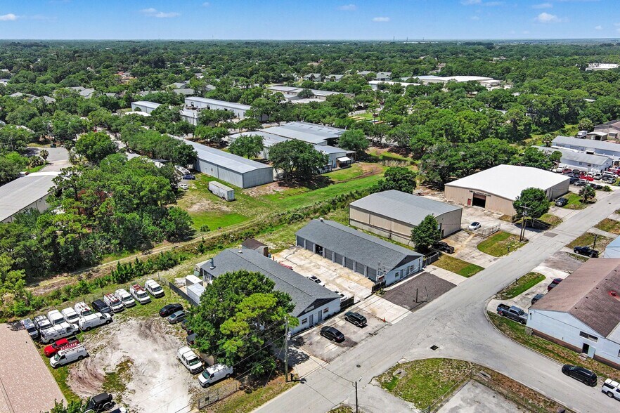 More Photos Of 7731 Industrial Rd, Melbourne Warehouse For Lease