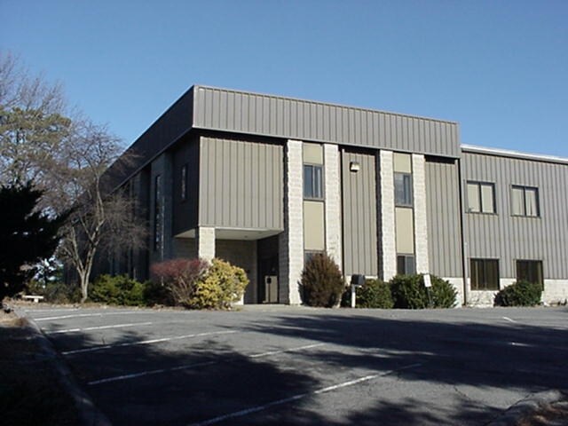 More Photos Of 24 Williams Way, Bellingham Research And Development For Lease