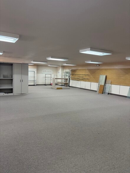 More Photos Of 363 Aultman St, Ely General Retail For Sale