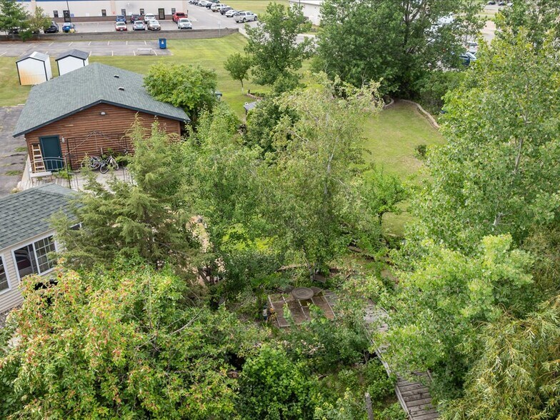 More Photos Of 1435 Anne St NW, Bemidji Office For Sale