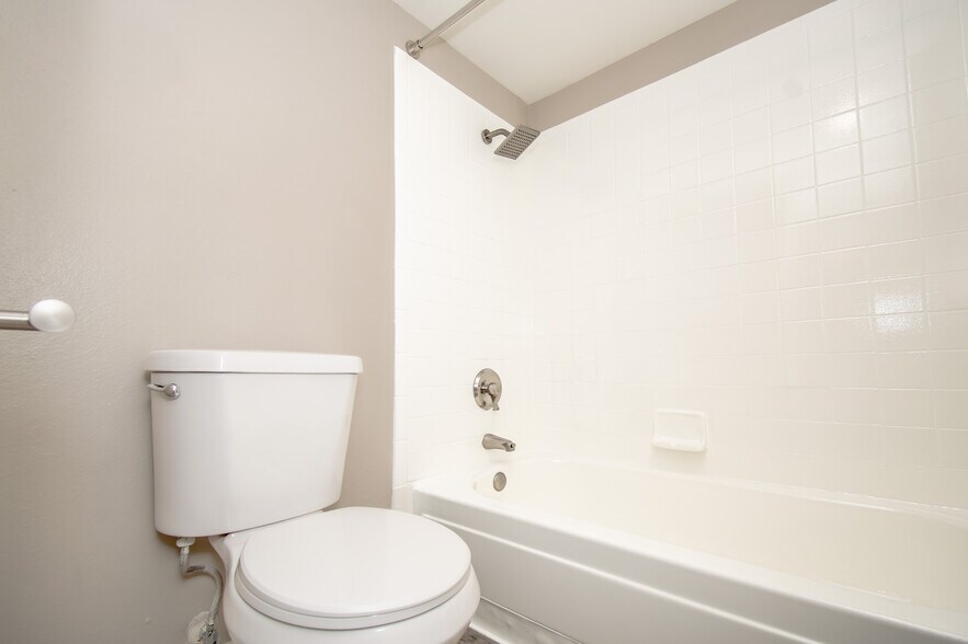 More Photos Of 301 S Orland St, Las Vegas Apartments For Sale