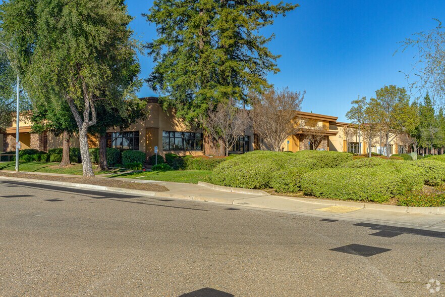 More Photos Of 10620 Mather Blvd, Mather Office For Lease