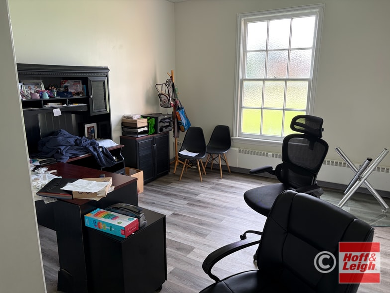 More Photos Of 13812 Bellaire Rd, Cleveland Religious Facility For Sale