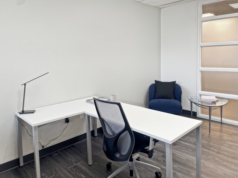 More Photos Of 11490 Commerce Park Dr, Reston Coworking Space