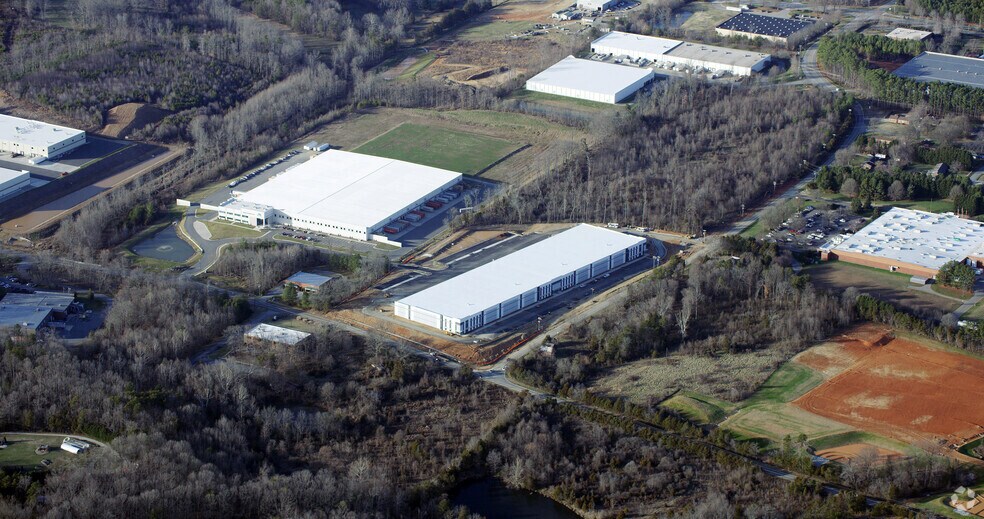 More Photos Of 780 Pegg Rd, Greensboro Warehouse For Lease