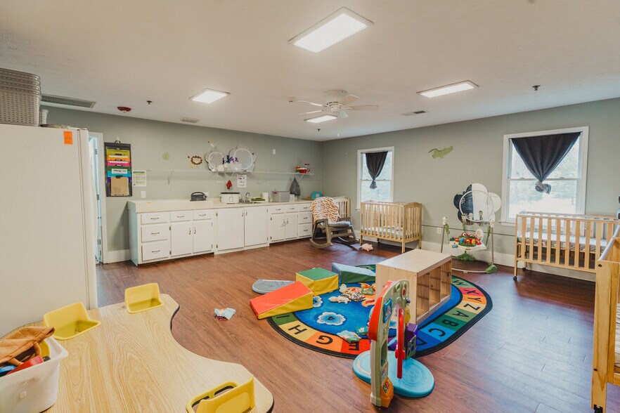 More Photos Of 62 Wax Rd, Silver Creek Daycare Center For Sale