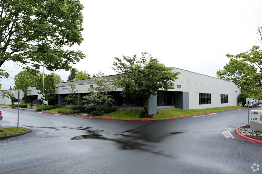 More Photos Of 1119 SW 7th St, Renton Office For Sale