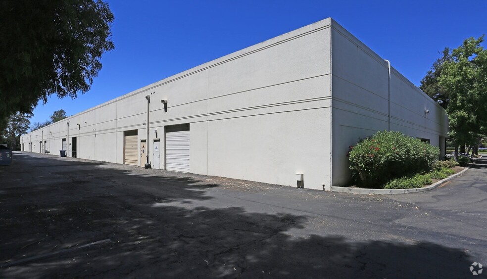 More Photos Of 40455-40491 Encyclopedia Cir, Fremont Light Manufacturing For Lease