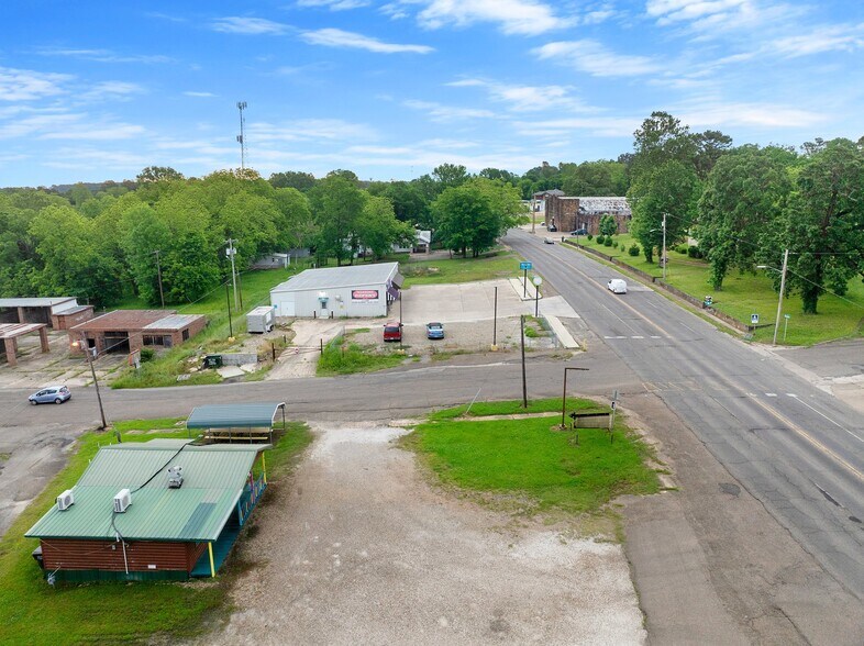 More Photos Of 309 E Washington St, Idabel Specialty For Sale