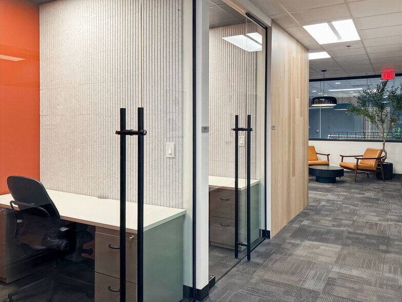 More Photos Of 5225 Tech Data Dr, Clearwater Coworking Space