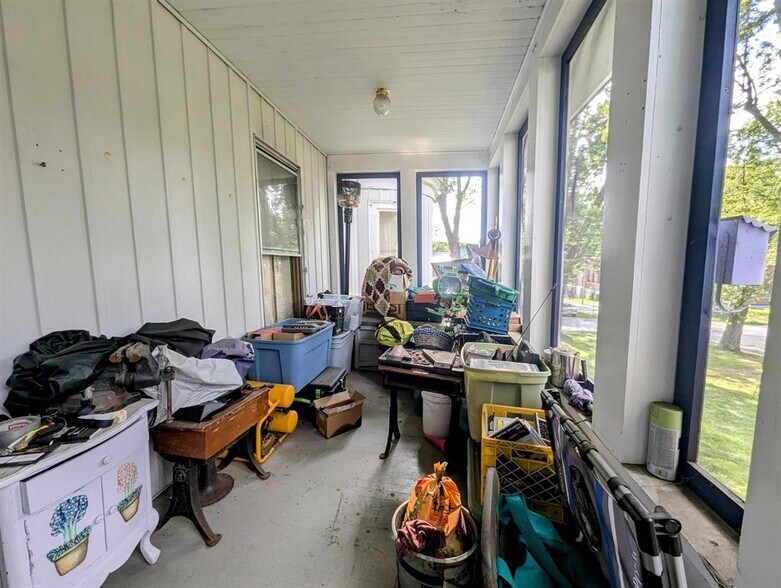 More Photos Of 44 Walnut St, Claremont Apartments For Sale