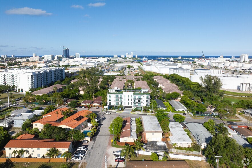 More Photos Of 2100 Miami Rd, Fort Lauderdale Apartments For Sale