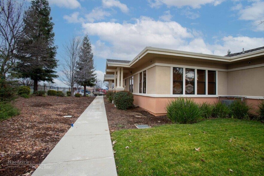More Photos Of 2216 Buenaventura Blvd, Redding Medical For Sale