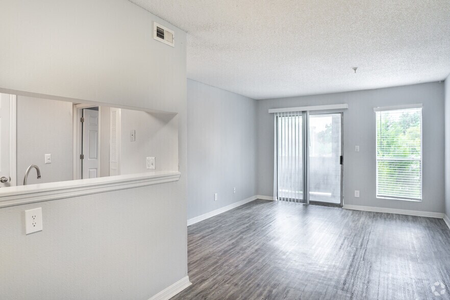 More Photos Of 4610 N Armenia Ave, Tampa Apartments For Sale