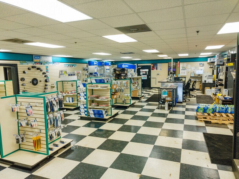 More Photos Of 3424 Miller Dr, Atlanta Warehouse For Sale