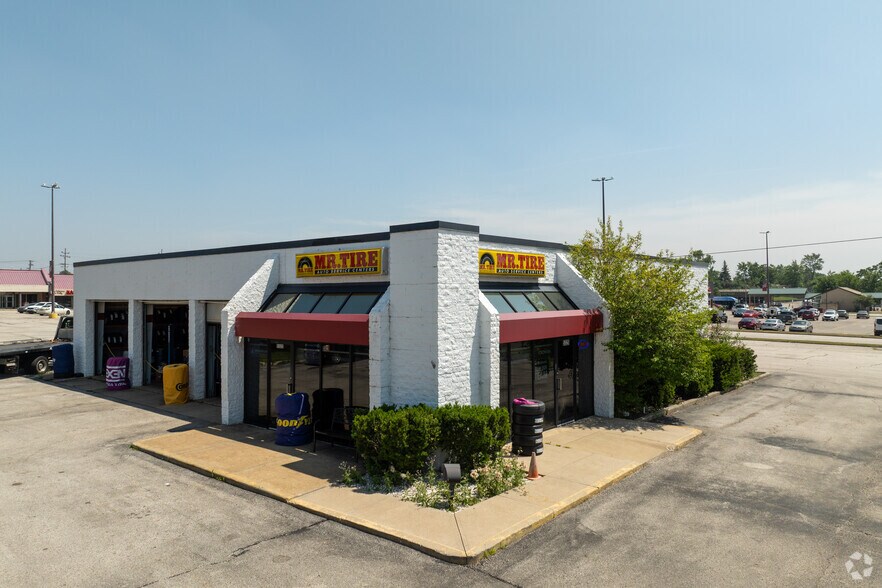 More Photos Of 20950 Libby Rd, Maple Heights Unknown For Lease
