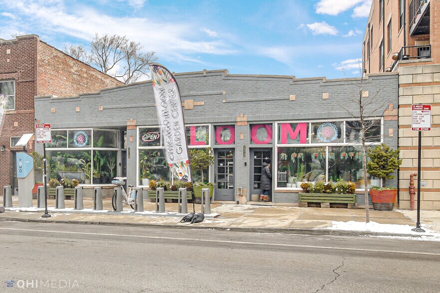 More Photos Of 2312 W Touhy Ave, Chicago General Retail For Sale