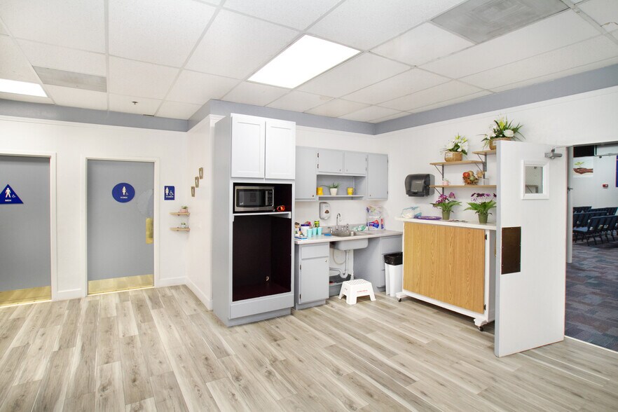 More Photos Of 1811 S 7th St, San Jose Warehouse For Sale