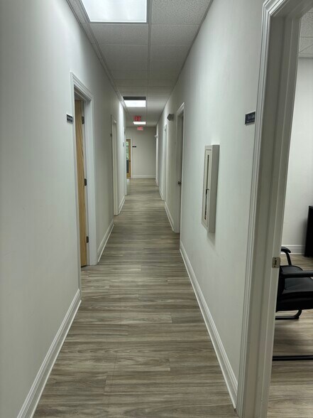 More Photos Of 3606 Maclay Blvd S, Tallahassee Medical For Lease