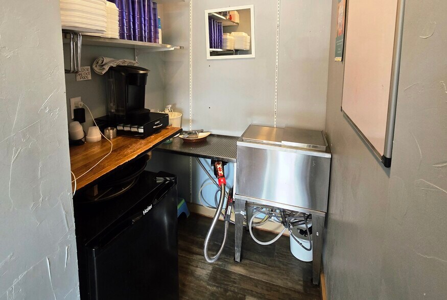 More Photos Of 225 US-8 Hwy, Turtle Lake General Retail For Sale