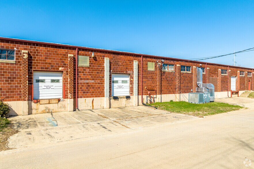 More Photos Of 96-98 Jefferson Ave, Des Moines Warehouse For Lease