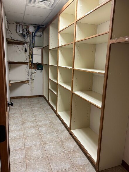 More Photos Of 543 Sower Dr, Bayfield Office For Sale