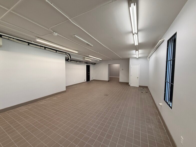 More Photos Of 225 34th St, Brooklyn Light Manufacturing For Lease