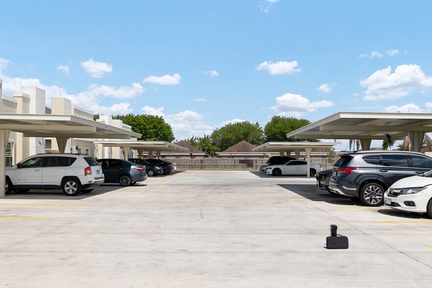 More Photos Of 1601 Hyatt Ave, Pharr Multifamily For Sale