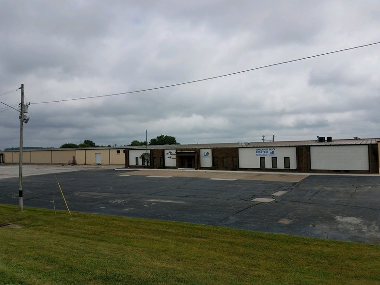 Primary Photo Of 2130 Industrial Park Rd, Ferdinand Warehouse For Lease